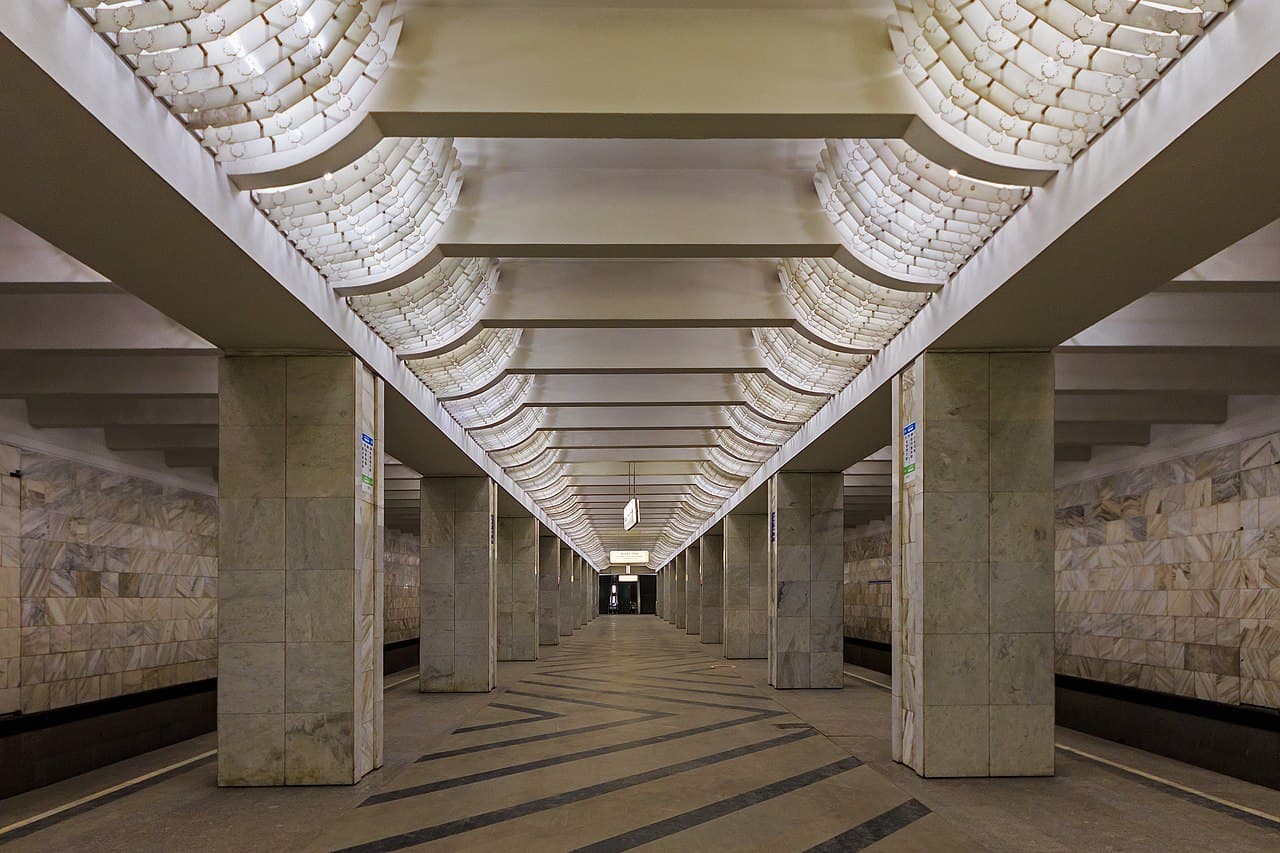 Платформа станции метро Домодедовская, Московское метро